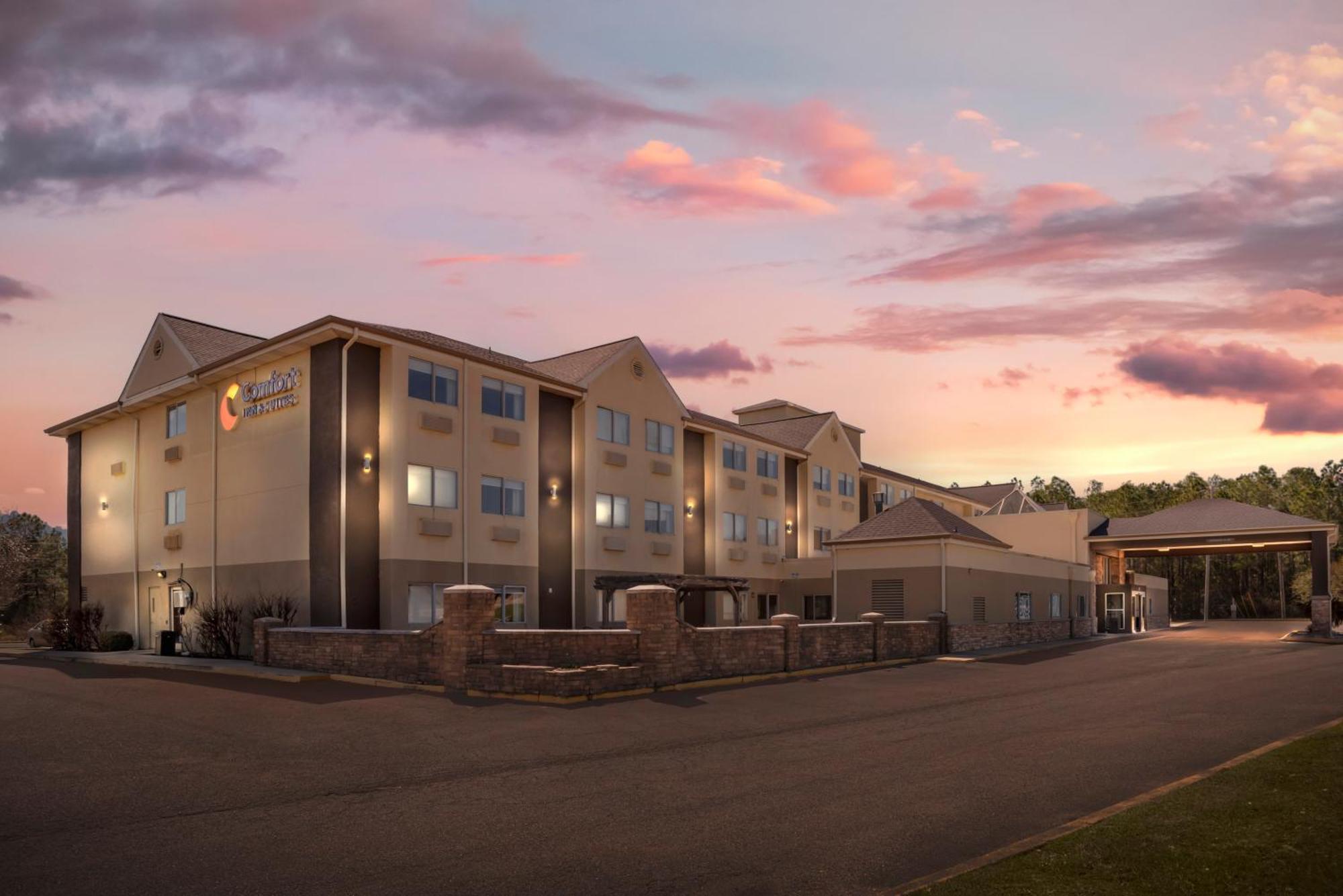 Comfort Inn & Suites Crystal Inn Sportsplex Gulfport Bagian luar foto