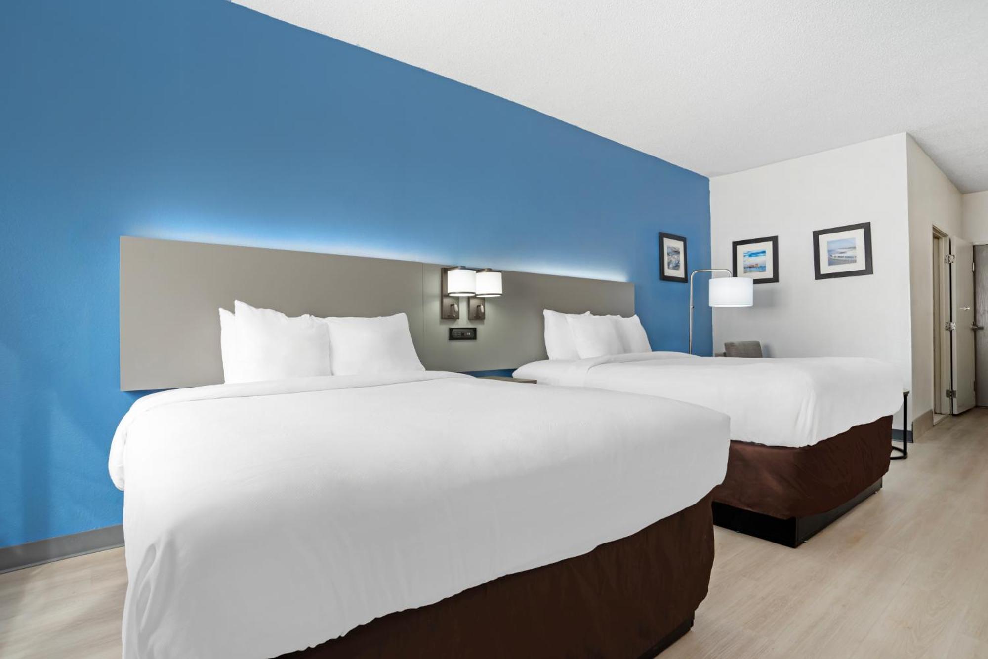 Comfort Inn & Suites Crystal Inn Sportsplex Gulfport Bagian luar foto
