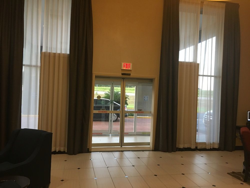 Comfort Inn & Suites Crystal Inn Sportsplex Gulfport Bagian luar foto