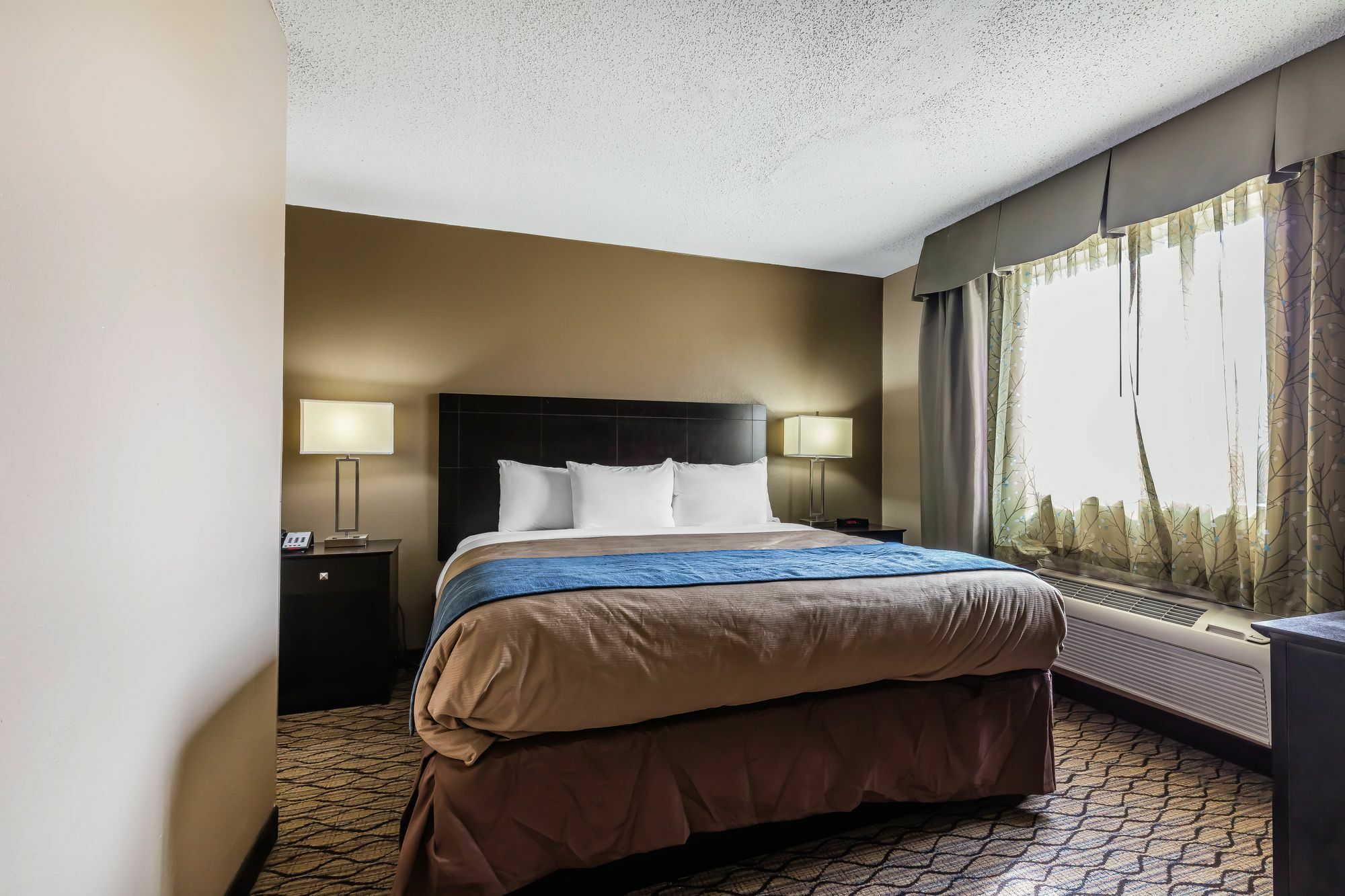 Comfort Inn & Suites Crystal Inn Sportsplex Gulfport Bagian luar foto