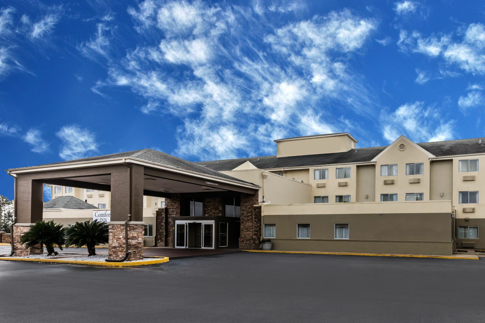 Comfort Inn & Suites Crystal Inn Sportsplex Gulfport Bagian luar foto